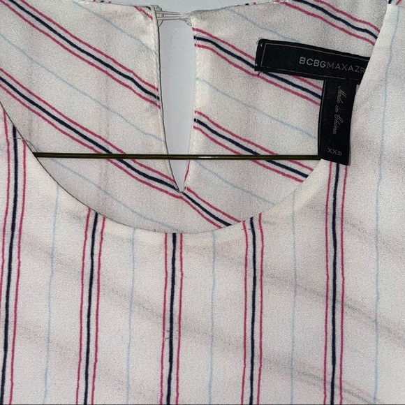 SALE‼️ BCBGMAXAZRIA asymmetrical hi-lo top - Picture 7 of 10